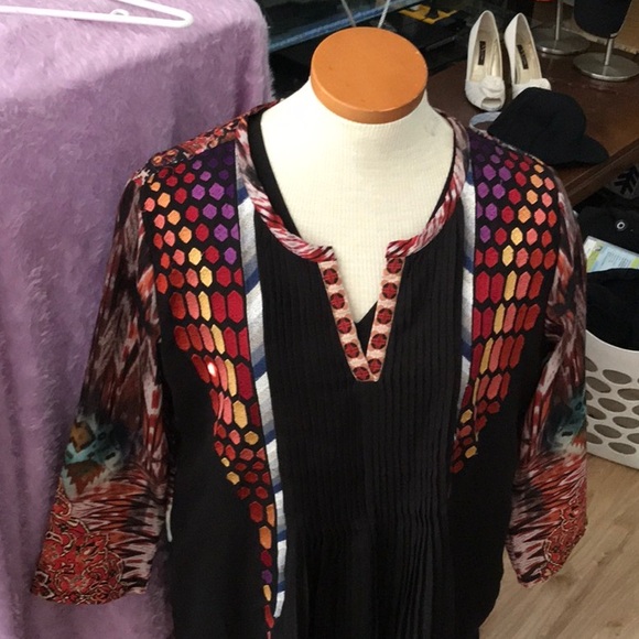 Ranna Gill pleated blouse - Picture 2 of 11